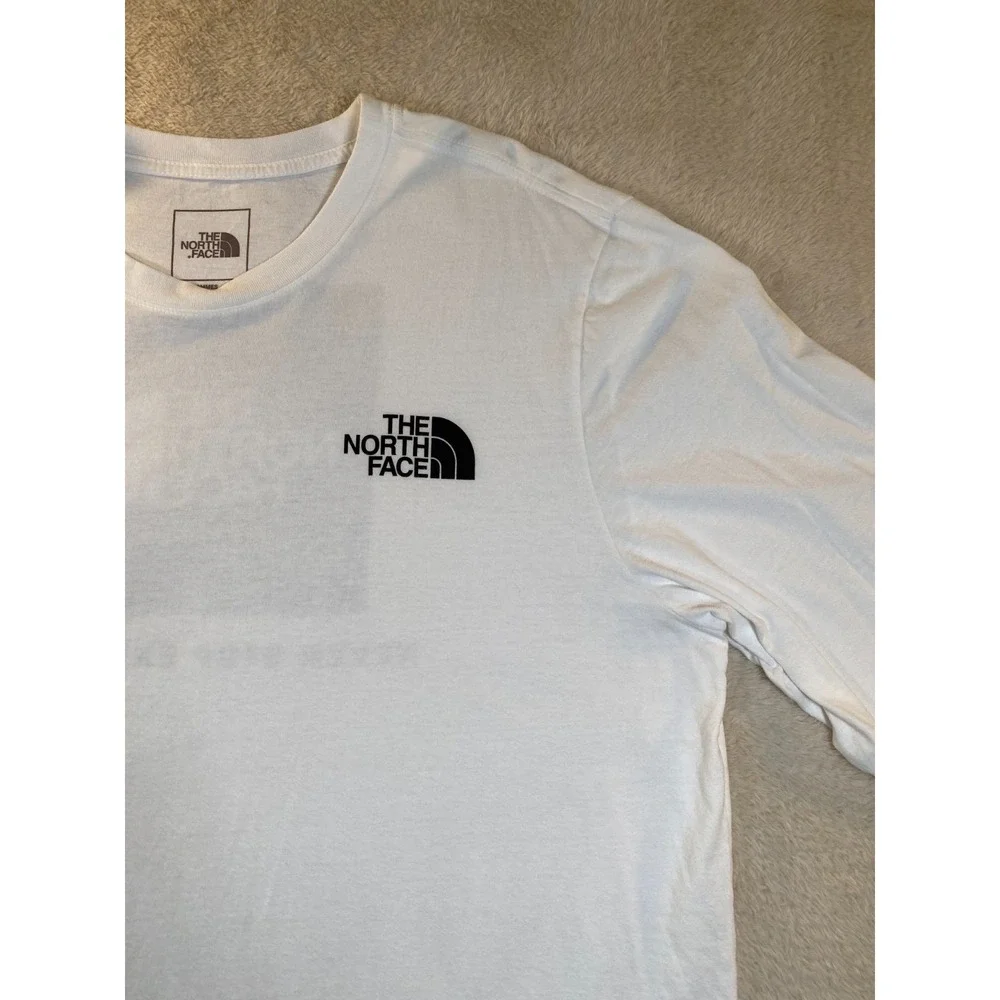 The North Face Shirt Men's XL White Crew Neck Long Sleeve Graphic Tee Cotton